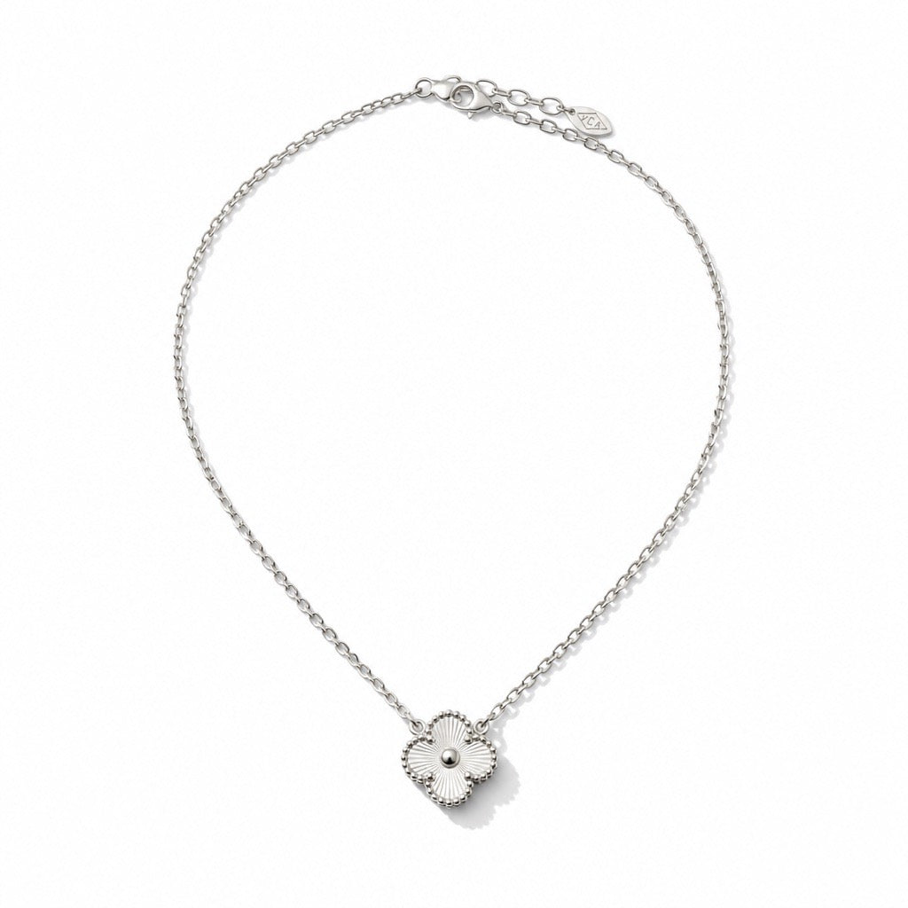 Clover Flower - 18k Plated / Stainless Steel